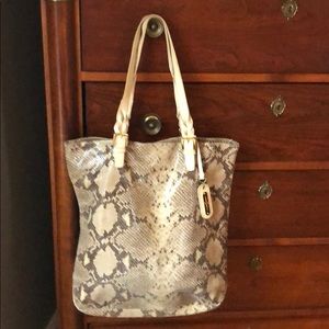 Cynthia Rowley snakeskin bag in cream leather